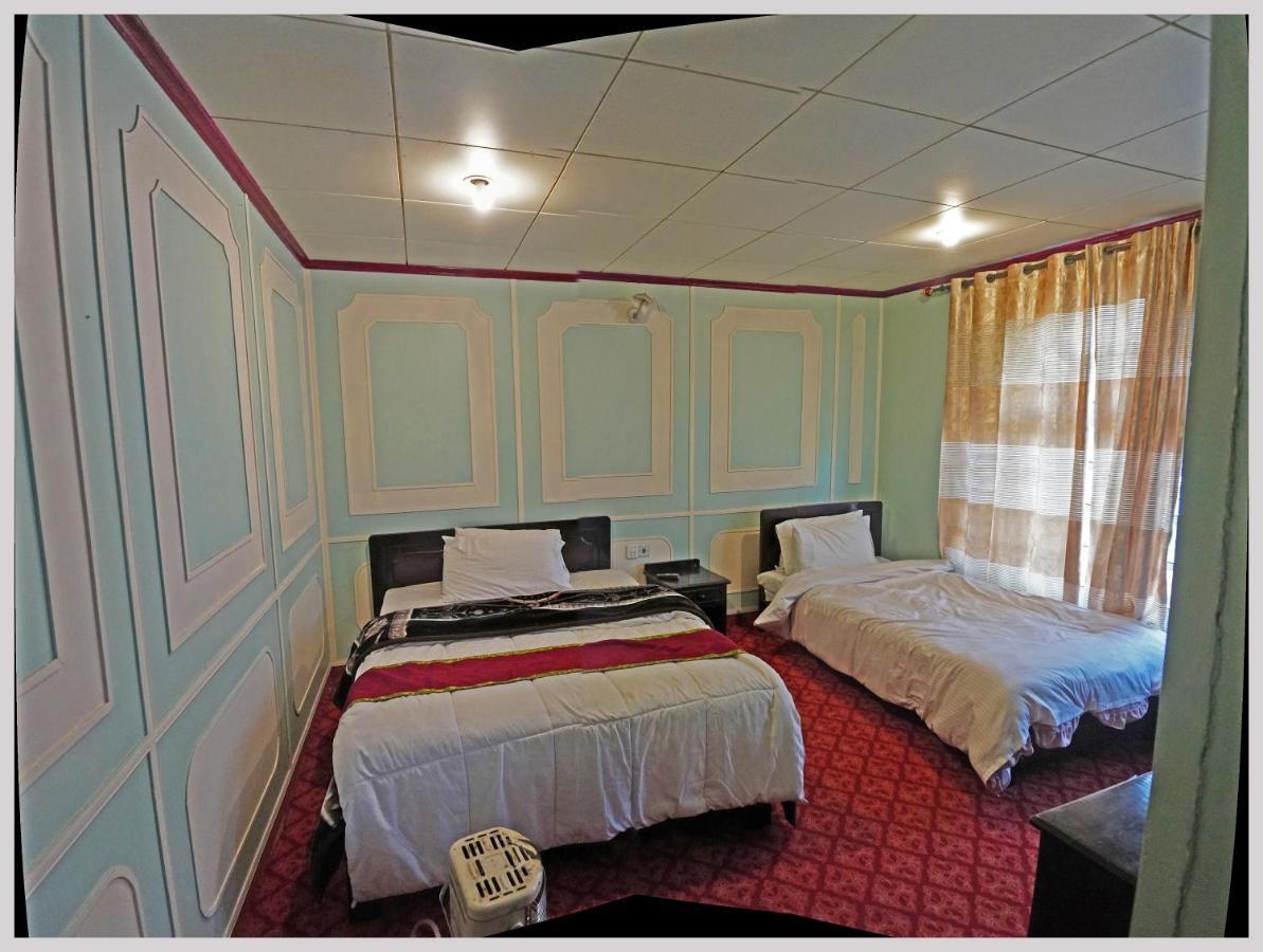 Hotel Dewanekhas Скарду Экстерьер фото