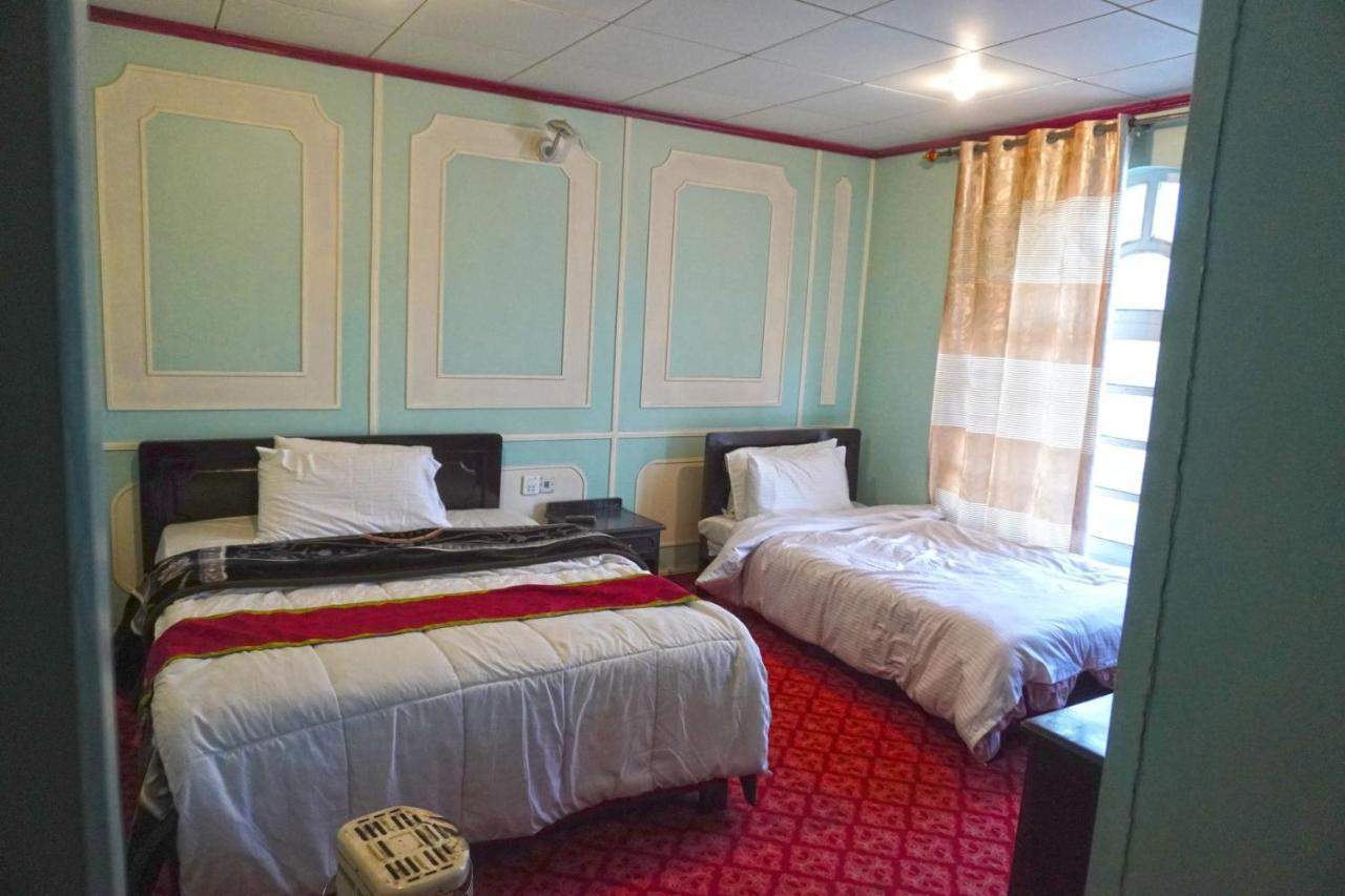 Hotel Dewanekhas Скарду Экстерьер фото