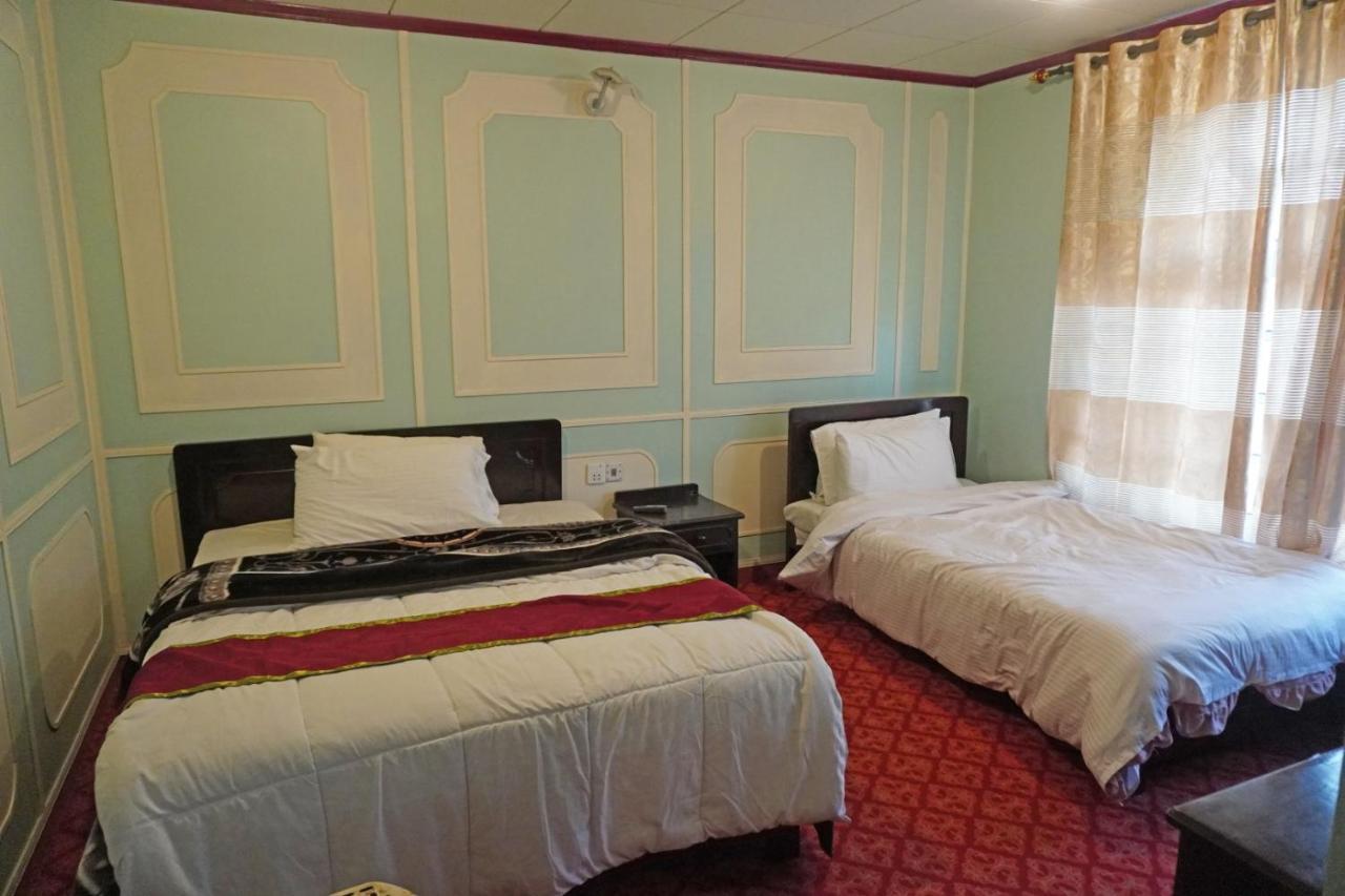 Hotel Dewanekhas Скарду Экстерьер фото