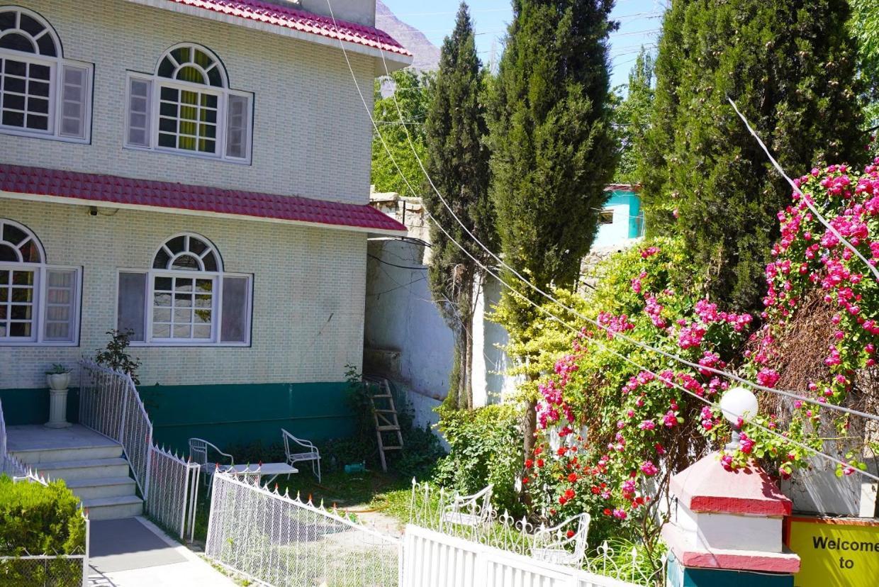Hotel Dewanekhas Скарду Экстерьер фото